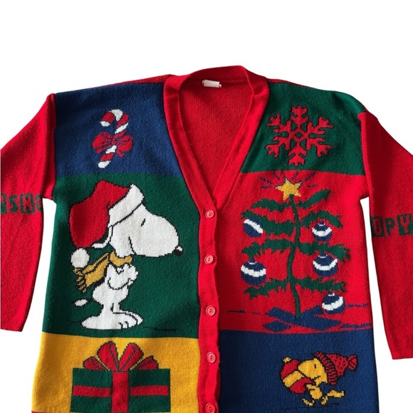 Vintage Snoopy Friends Christmas V-Neck Button Sweater Colorful